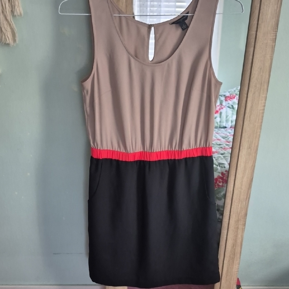 Banana Republic Factory Sleeveless Colorblock Mini Dress in Taupe, Coral & Black